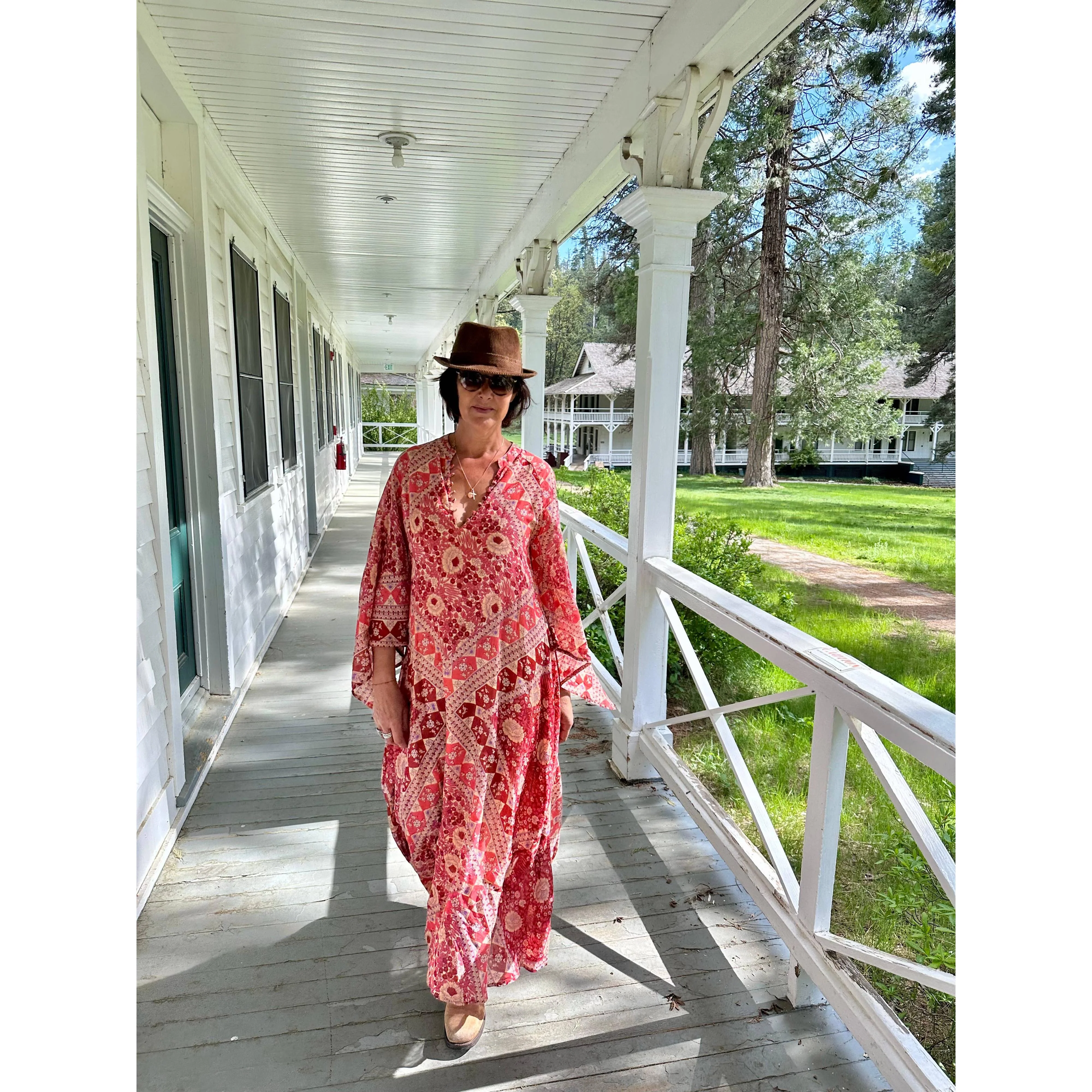 Audrey Printed Maxi Dress Butterfly Sleeves Red - Image 8