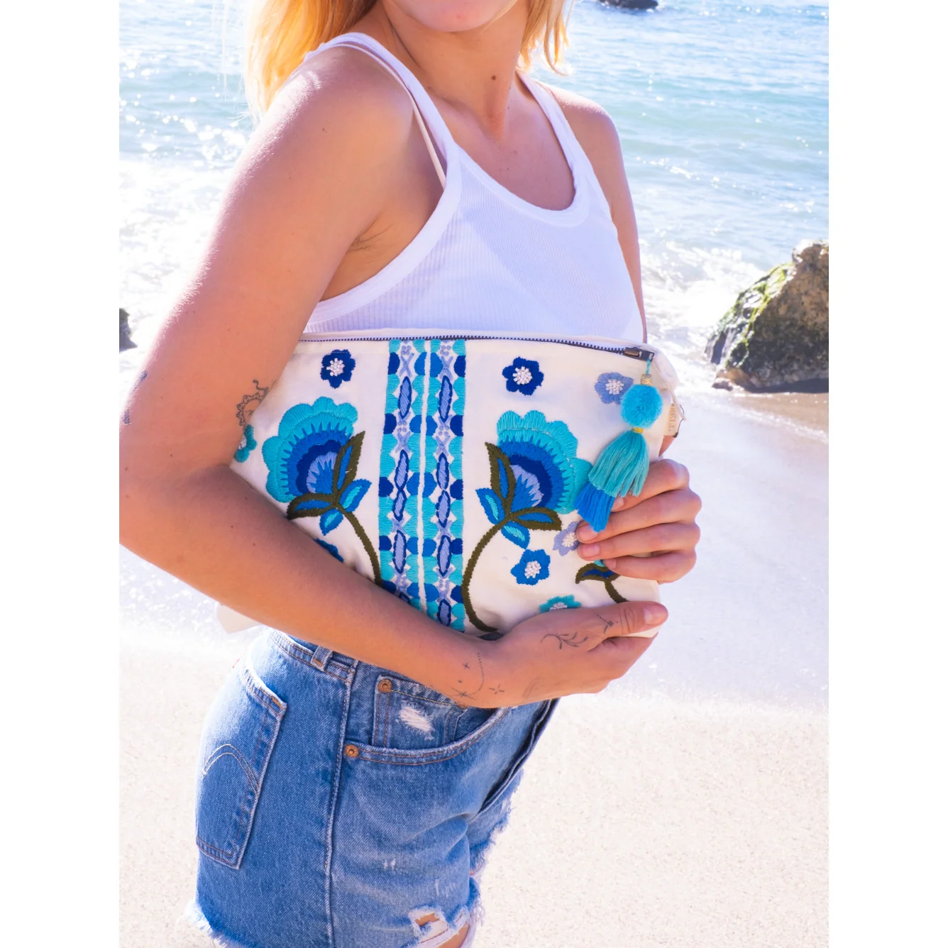 Turquoise Floral Embroidered Pouch - Image 6