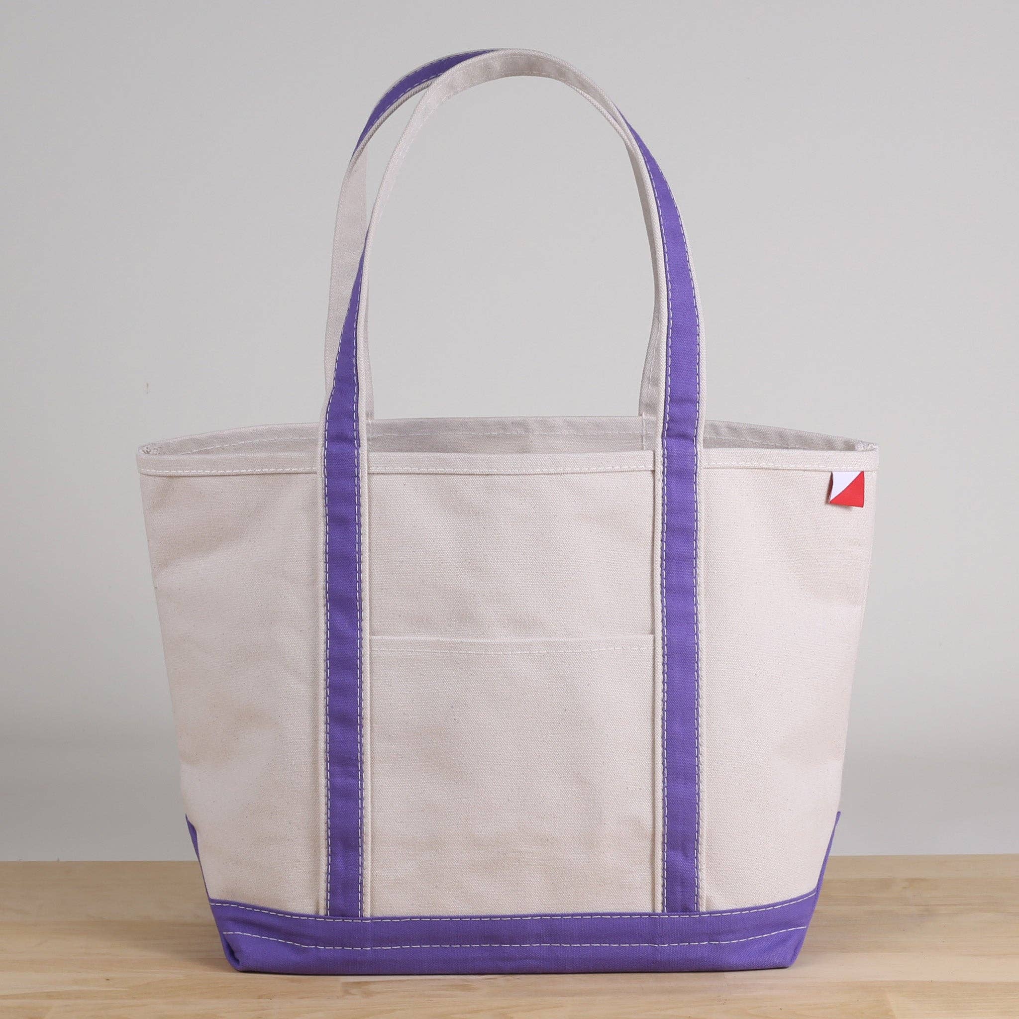 Classic Medium Tote: Green - Image 20